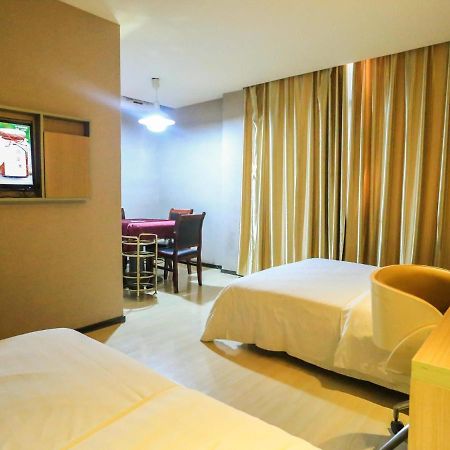 7Days Inn Chenzhou Rucheng Luyang Avenue Экстерьер фото